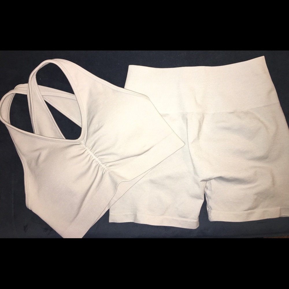 Alphalete amplify Set